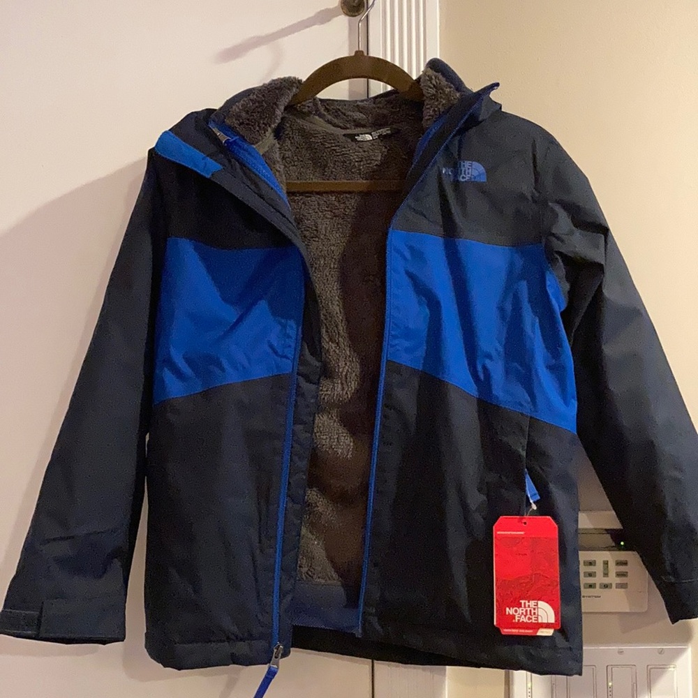 NEW Boys North Face winter jacket